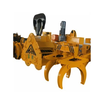 Raskaaseen käyttöön tarkoitettu kaksoisnosturin koukku salvalla